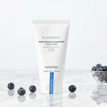 Балансувальна пінка для вмивання з екстрактом чорниці Innisfree Blueberry Rebalancing 5.5 Cleanser, 100 мл
