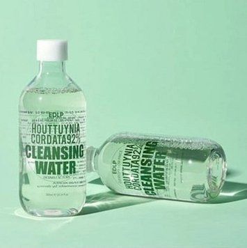 Очищувальна вода для обличчя з екстрактом квітки хауттюйнії Derma Factory Houttuynia Cordata 92% Cleansing Water, 300 мл