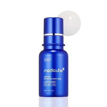 Термін до 2027.04 Відновлювальна сироватка з мікроголками Medicube - One Day Exosome Shot Pore Ampoule 2000, 30 мл