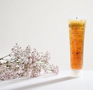 Гель для вмивання з пелюстками троянд Bueno Pure Moonlight Rose Floral Cleanser, 80 мл